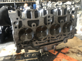 Oto Çıkma Parça / Volkswagen / Passat / Motor / Silindir Kapağı / Çıkma Parça 
