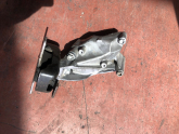Oto Çıkma Parça / Volkswagen / Amarok / Motor / Takozu & Kulağı / Çıkma Parça 