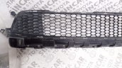Oto Çıkma Parça / Renault / Trafic / Tampon / Tampon Izgarası / Çıkma Parça 