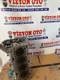 Oto Çıkma Parça / Mercedes / Vito / Motor / Silindir Kapağı / Çıkma Parça 
