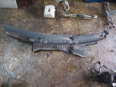 Oto Çıkma Parça / Opel / Corsa / Oto Cam / Ön Cam Izgarası / Çıkma Parça 