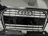 Audi a4 Ön panjur 8W0853651