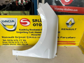 Oto Çıkma Parça / Renault / Clio / Tampon / Sis Farı Çerçevesi / Çıkma Parça 