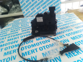 Oto Çıkma Parça / Opel / Corsa / Kaporta & Karoser / Kapı Kilidi / Çıkma Parça 