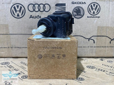 Oto Çıkma Parça / Audi / A4 / Far & Stop / Far Motoru / Sıfır Parça 