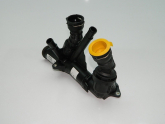 TERMOSTAT KOMPLE ARTEON 17-20 / CADDY(1.6 TDİ 2.0 TDİ) 04L121026Q