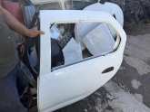 Oto Çıkma Parça / Renault / Symbol / Kaporta & Karoser / Sol Arka Kapı / Çıkma Parça 
