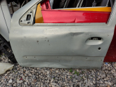Oto Çıkma Parça / Renault / Clio / Kaporta & Karoser / Sol Ön Kapı / Çıkma Parça 