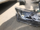 Oto Çıkma Parça / Toyota / Corolla / Far & Stop / Sağ Ön Far / Çıkma Parça 