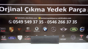 AUDİ Q3 SOL ARKA KAPI BANDI  8U0853969