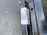 Oto Çıkma Parça / Volkswagen / Amarok / Alt Takım / Radyatör Traversi / Sıfır Parça 