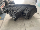 Oto Çıkma Parça / Volkswagen / Touran / Far & Stop / Sol Ön Far / Çıkma Parça 