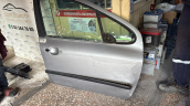 Oto Çıkma Parça / Peugeot / 307 / Oto Cam / Cam Krikosu / Çıkma Parça 