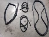Oto Çıkma Parça / Nissan / Navara / Kaporta & Karoser / Kapı Fitili / Çıkma Parça 