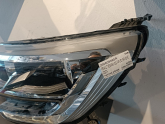Oto Çıkma Parça / Renault / Megane / Far & Stop / Sol Ön Far / Çıkma Parça 