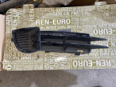 8P4807682A AUDİ A3 ÖN TAMPON SİS IZGARASI