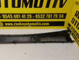 Oto Çıkma Parça / Renault / Trafic / Oto Cam / Ön Cam Izgarası / Çıkma Parça 
