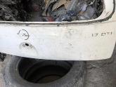 Oto Çıkma Parça / Opel / Corsa / Oto Cam / Arka Cam / Çıkma Parça 