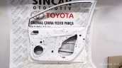 Oto Çıkma Parça / Toyota / Corolla / Kaporta & Karoser / Sağ Ön Kapı / Çıkma Parça 