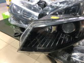 Oto Çıkma Parça / Skoda / Octavia / Far & Stop / Sol Ön Far / Çıkma Parça 