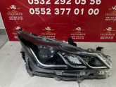 Oto Çıkma Parça / Toyota / Corolla / Far & Stop / Sağ Ön Far / Çıkma Parça 