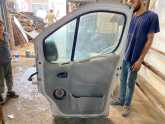 Oto Çıkma Parça / Renault / Trafic / Kaporta & Karoser / Sağ Ön Çamurluk / Çıkma Parça 