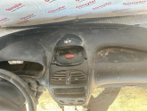 Oto Çıkma Parça / Peugeot / 206 / Göğüslük & Torpido / Komple Torpido / Çıkma Parça 