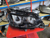 Oto Çıkma Parça / Peugeot / 208 / Far & Stop / Sağ Ön Far / Çıkma Parça 