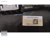 Oto Çıkma Parça / Renault / Megane / Kaporta & Karoser / Sol Arka Kapı / Çıkma Parça 