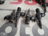 Oto Çıkma Parça / Volkswagen / Touran / Motor / Enjektör / Çıkma Parça 