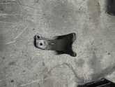 Oto Çıkma Parça / Volkswagen / Golf / Motor / Takozu & Kulağı / Çıkma Parça 