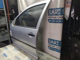 Oto Çıkma Parça / Volkswagen / Golf / Kaporta & Karoser / Sol Ön Kapı / Çıkma Parça 