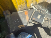 Oto Çıkma Parça / Mitsubishi / Carisma / Filtre / Hava Filtresi Kutusu / Çıkma Parça 