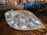 Toyota corolla sağ ön far