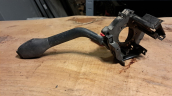 Oto Çıkma Parça / Volkswagen / Polo / Oto Cam / Silecek Kolu / Çıkma Parça 