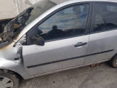 Ford Fiesta 2003-2008 ön kapı