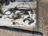 Oto Çıkma Parça / Renault / Clio / Oto Cam / Düğme Çerçevesi / Çıkma Parça 