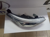 Oto Çıkma Parça / Hyundai / i20 / Far & Stop / Sağ Ön Far / Yan Sanayi 