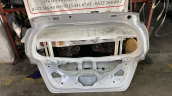 Oto Çıkma Parça / Toyota / Yaris / Kaporta & Karoser / Bagaj Kapağı / Çıkma Parça 