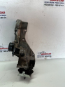 Oto Çıkma Parça / Renault / Megane / Motor / Takozu & Kulağı / Çıkma Parça 