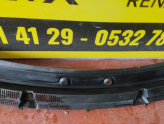 Oto Çıkma Parça / Renault / Master / Oto Cam / Ön Cam Izgarası / Çıkma Parça 