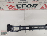 TOYOTA YARİS ORJİNAL ÖN PANEL ALT DEMİRİ 22-23 OEM:53028-0D130