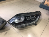 Oto Çıkma Parça / Honda / HR-V / Far & Stop / Sağ Ön Far / Çıkma Parça 