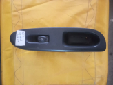 Renault Clio sağ ön cam düğmesi