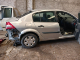 RENAULT MEGANE 2 ARKA DİNGİL ÇIKMA