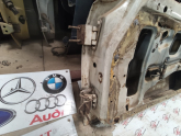 Oto Çıkma Parça / Ford / Taunus / Kaporta & Karoser / Sağ Ön Kapı / Çıkma Parça 