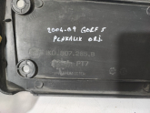 Oto Çıkma Parça / Volkswagen / Golf / Kaporta & Karoser / Plakalık / Çıkma Parça 