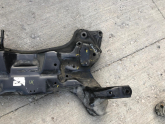 Oto Çıkma Parça / Hyundai / Elantra / Alt Takım / Travers / Çıkma Parça 