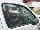RENAULT KANGOO SAĞ ÖN KAPI CAMI ORJİNAL ÇIKMA 98-08