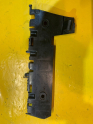 Oto Çıkma Parça / Renault / R 21 / Tampon / Tampon Braketi / Sıfır Parça 